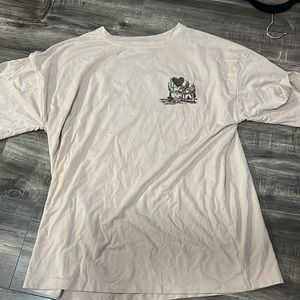 this shirt is so soft! i love it but it just to big for me!